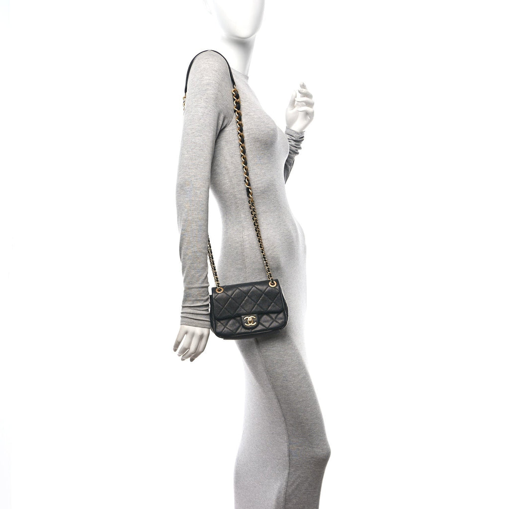 Caviar Quilted Small Chain Flap Black
