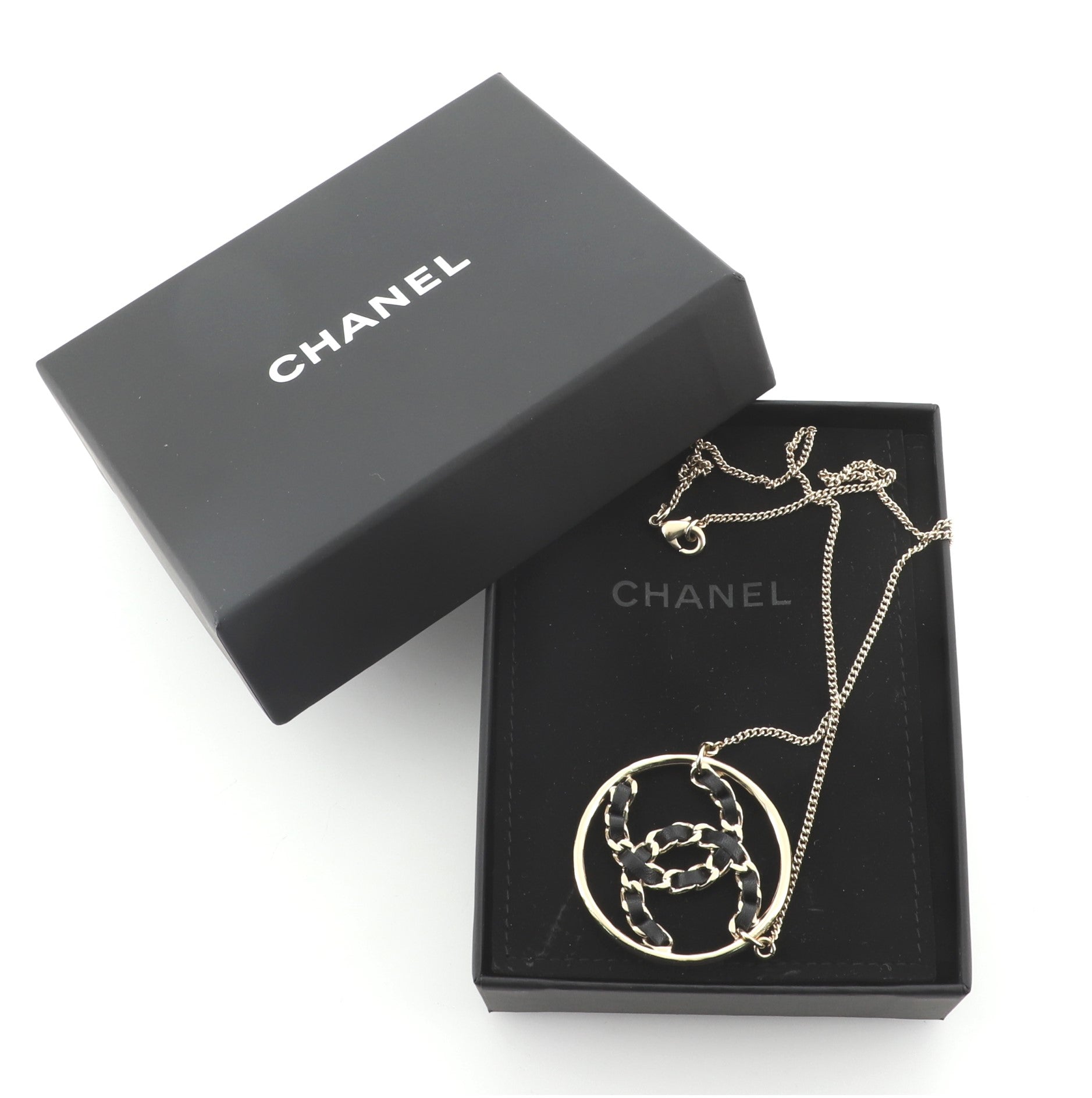 CC Circle Pendant Necklace Metal with Leather