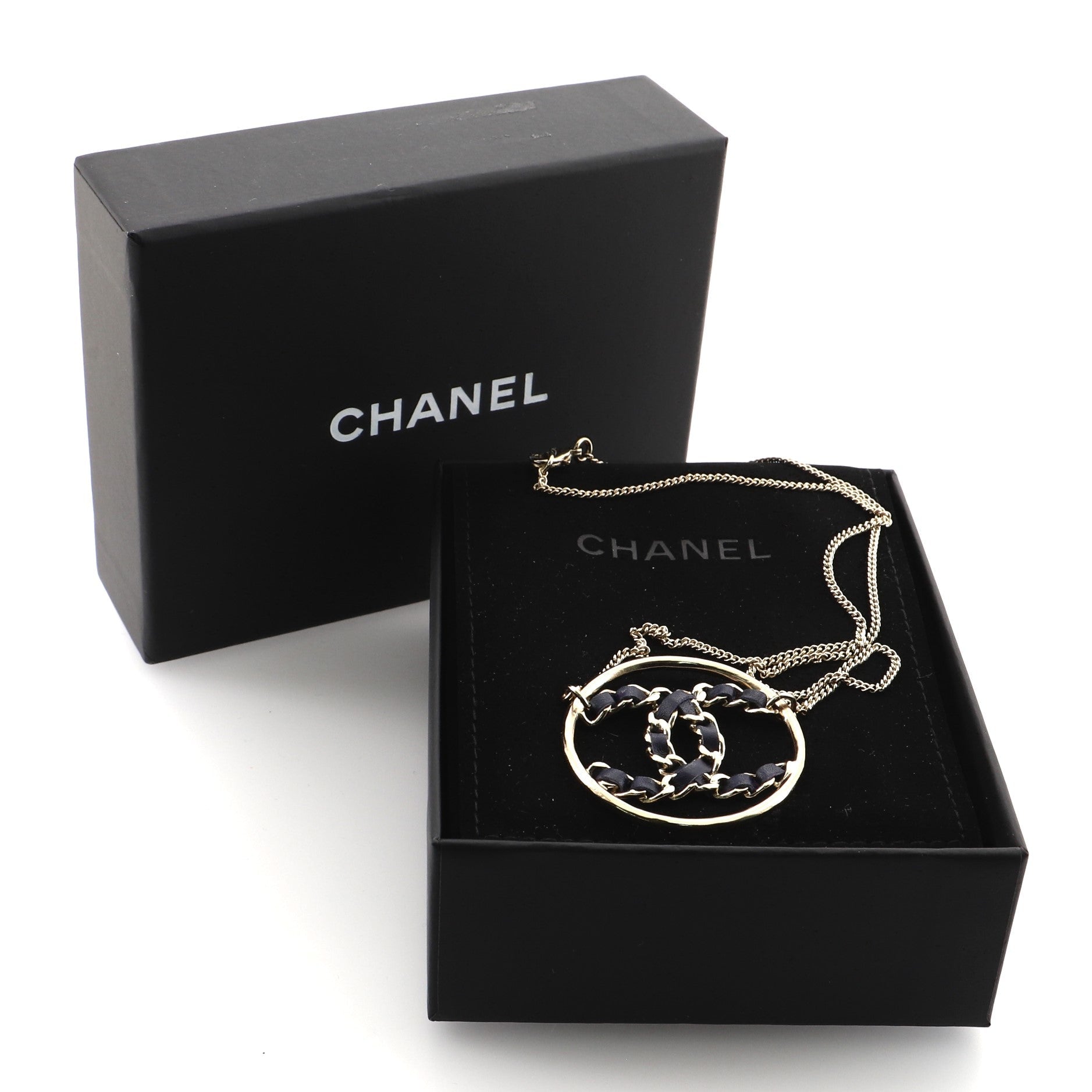 CC Circle Pendant Necklace Metal with Leather