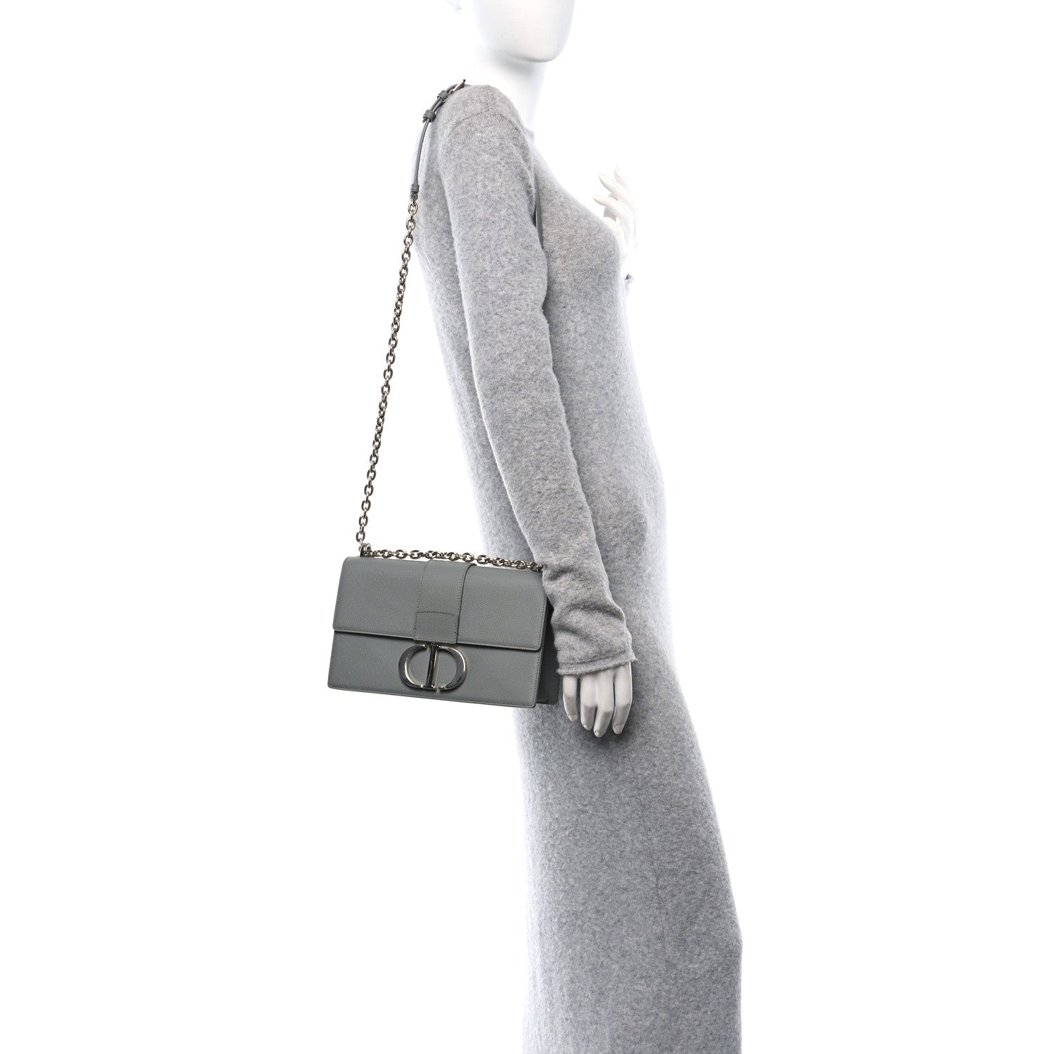 Grained Calfskin 30 Montaigne Chain Flap Bag Grey