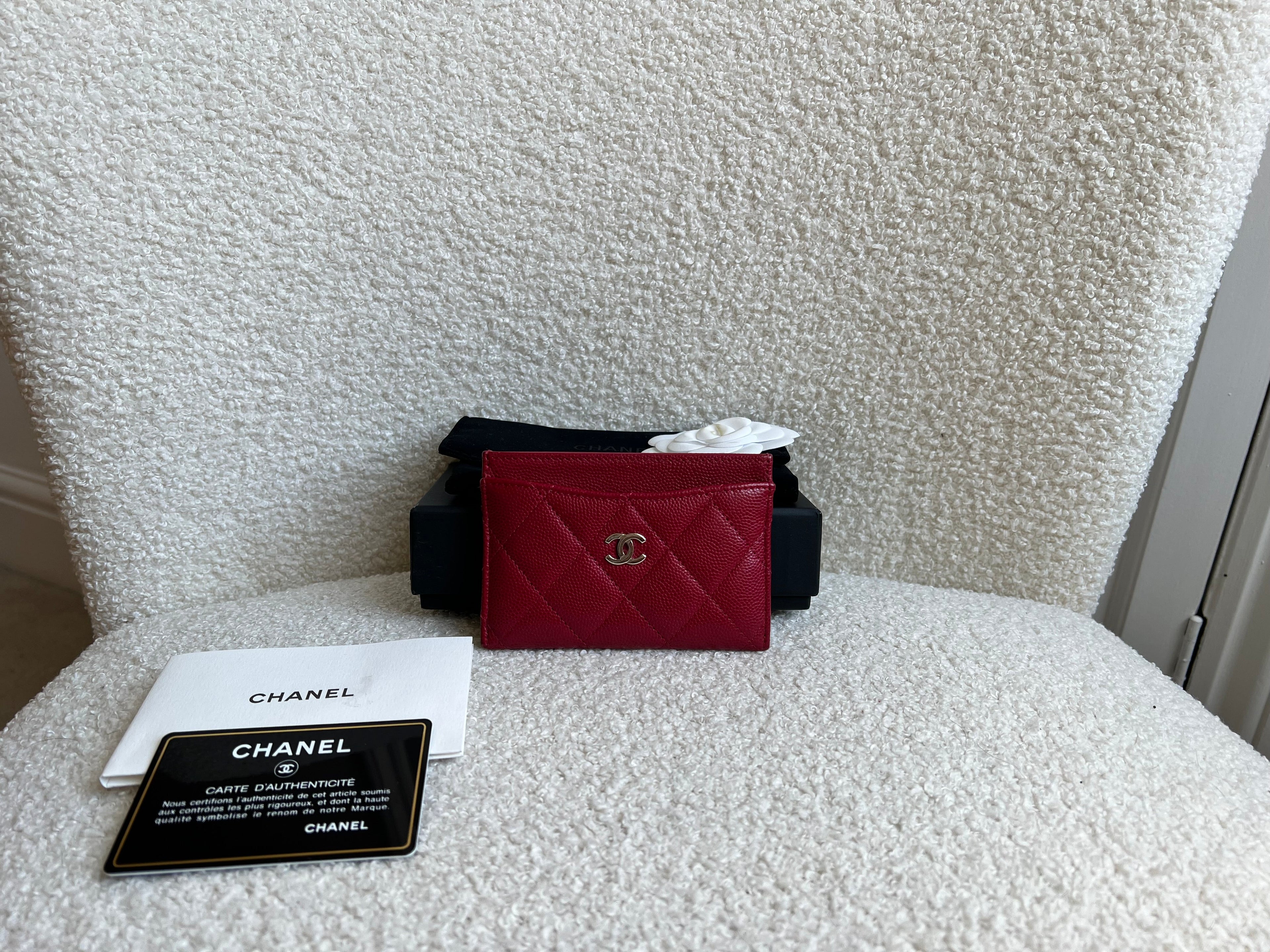 Chanel Pink Caviar  Holder with Pale Gold Hardware (RRP £420)