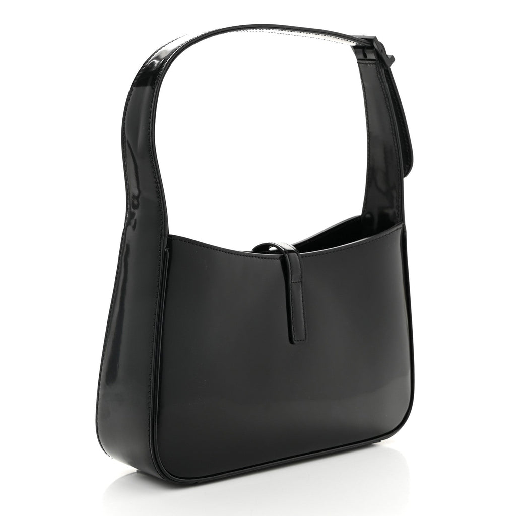 Patent Calfskin Monochrome Le 5 A 7 Hobo Black