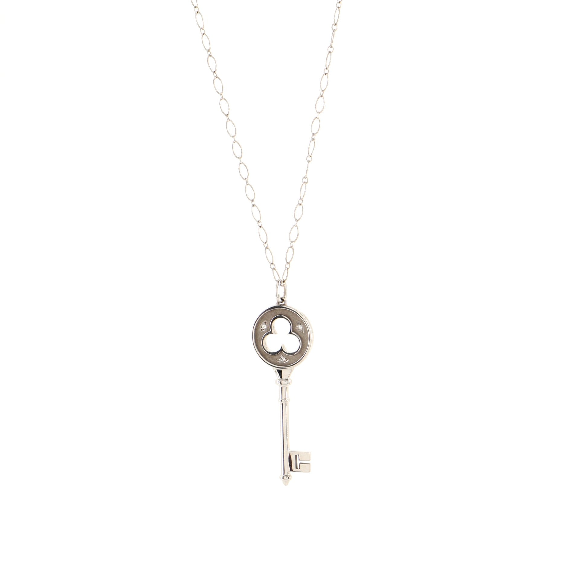 Clover Key Pendant Necklace 18K White Gold with Diamonds