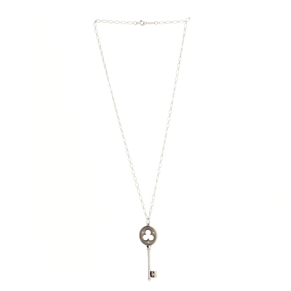 Clover Key Pendant Necklace 18K White Gold with Diamonds