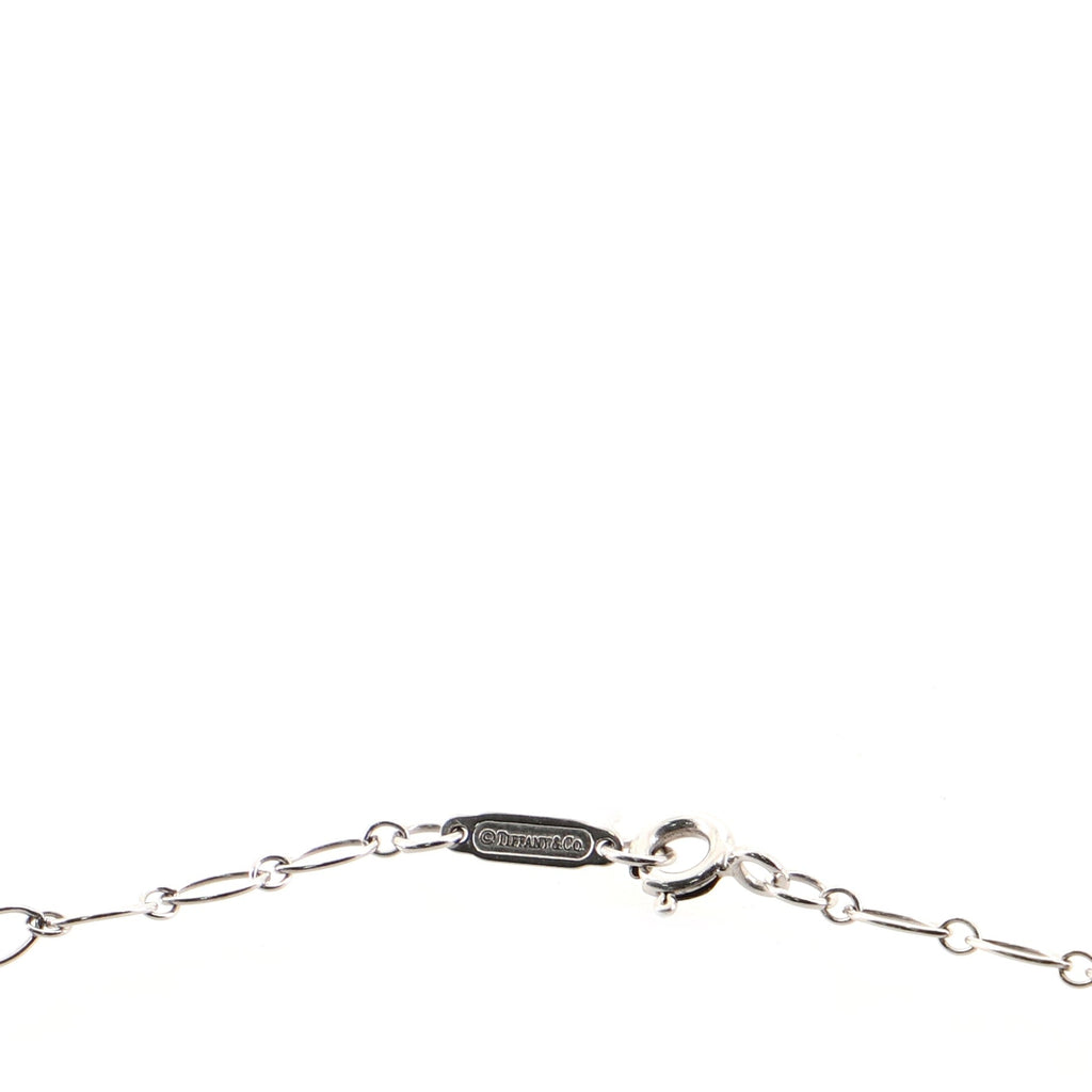 Clover Key Pendant Necklace 18K White Gold with Diamonds