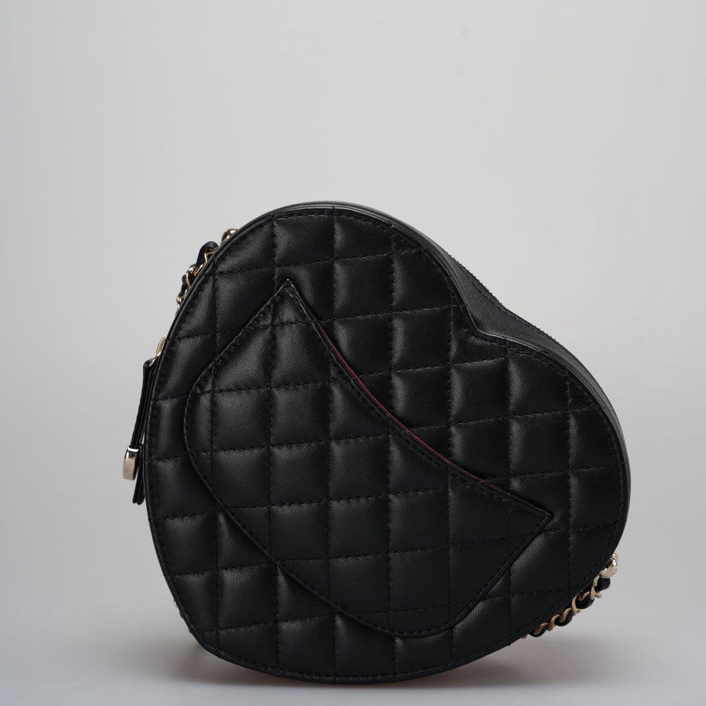 Chanel Lambskin Quilted CC In Love big Heart Clutch With Chain in Black