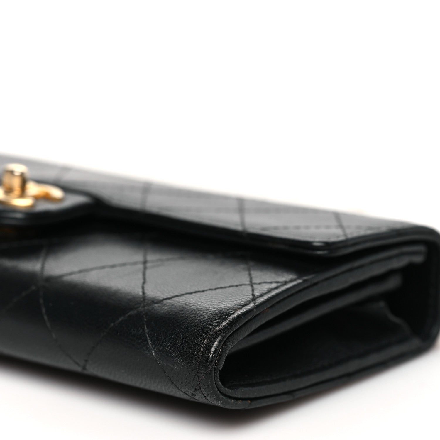 Lambskin Quilted Chic Pearls Clutch With Chain Black
