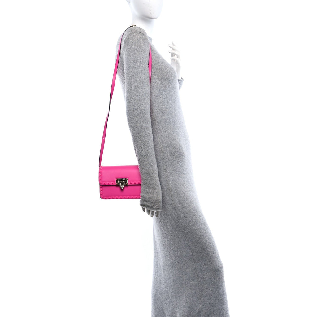 Smooth Calfskin Enamel Tonal Small Rockstud23 Shoulder Bag Pink PP