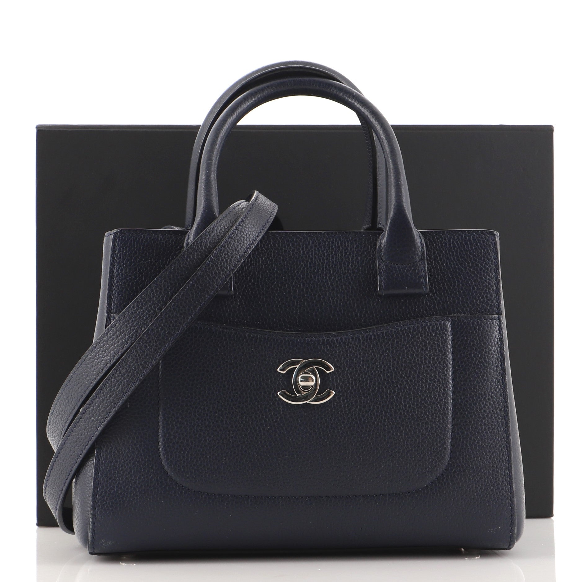 Neo Executive Tote Grained Calfskin Mini