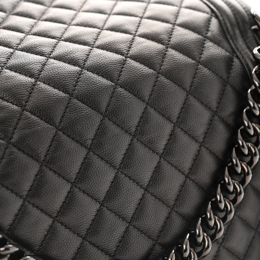 Caviar Quilted Medium Boy Flap So Black