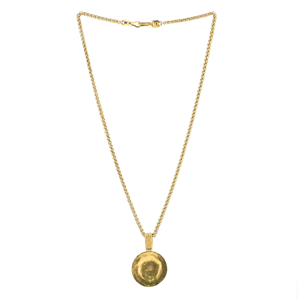 Medallion Pendant Necklace Metal