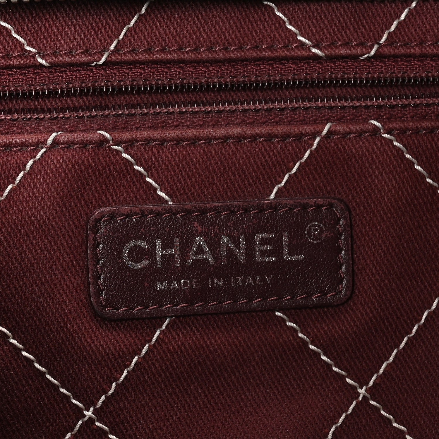Grained Calfskin Quilted Small Daily Shopping Tote Black