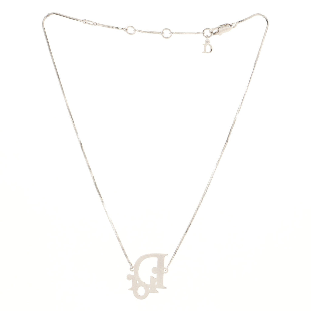 Vintage Logo Pendant Choker Necklace Metal