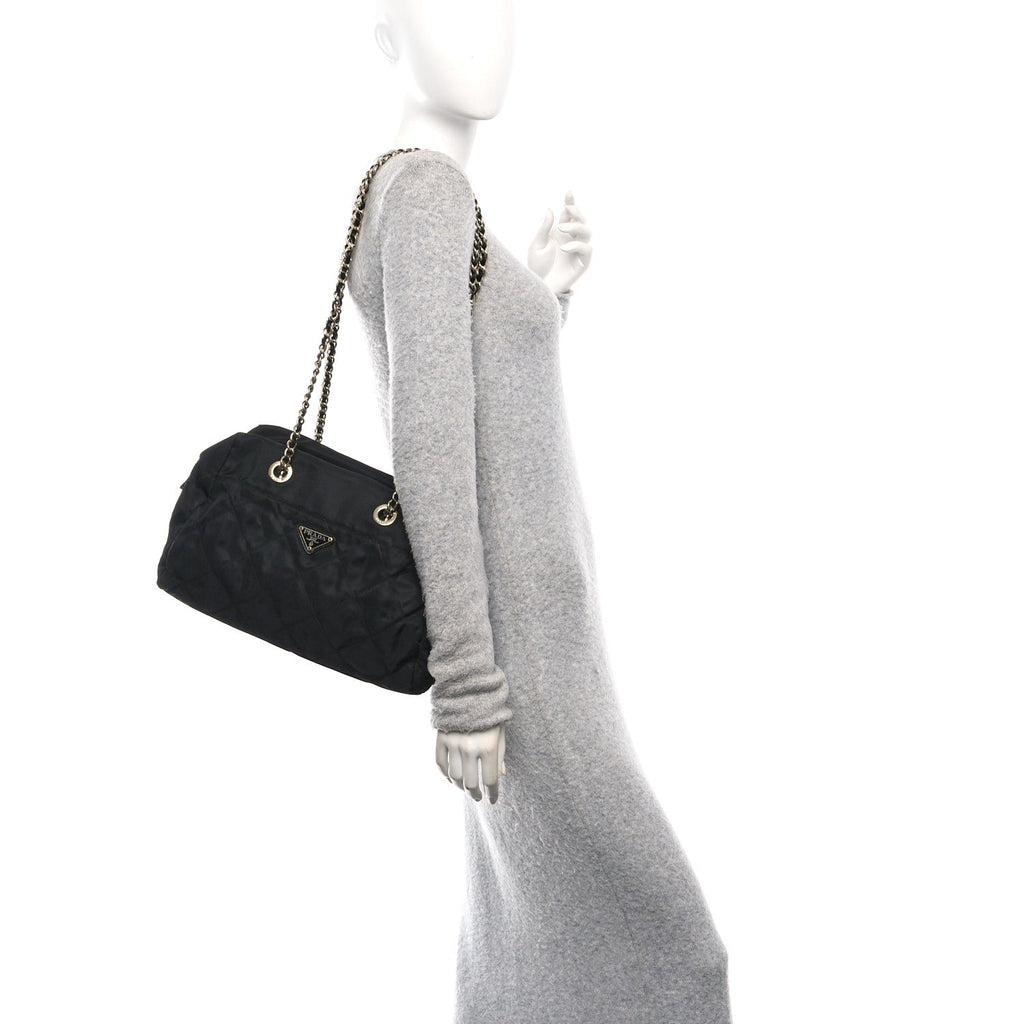 Nylon Tessuto Quilted Shoulder Bag Black
