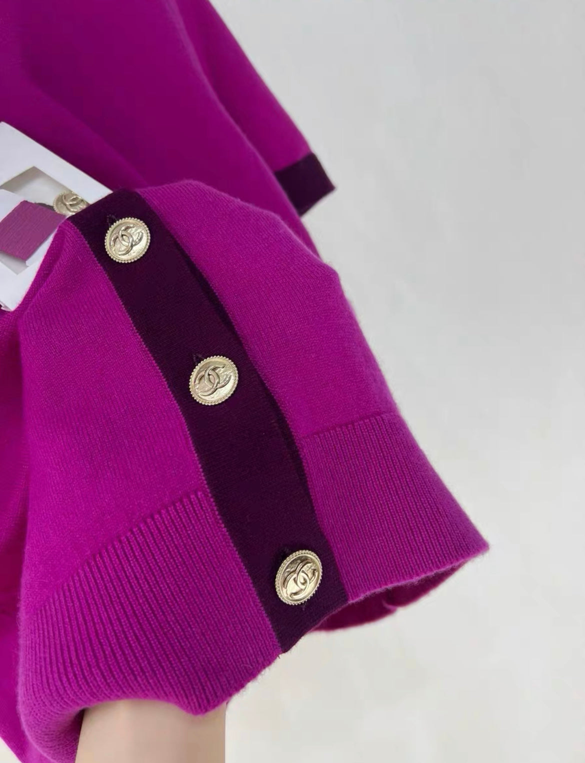 Chanel purple Gold Button Cashmere igan size 36