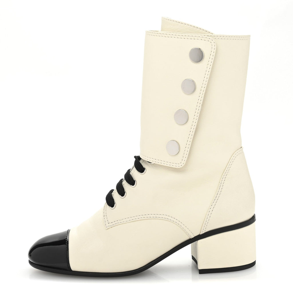 Calfskin Patent Cap Toe CC Lace Up Boots 38 Ivory Black