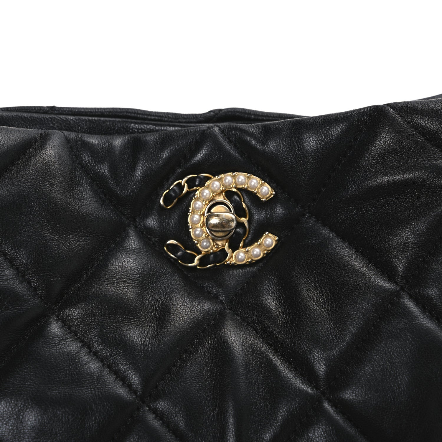 Lambskin Quilted Crush on Chains Hobo Black