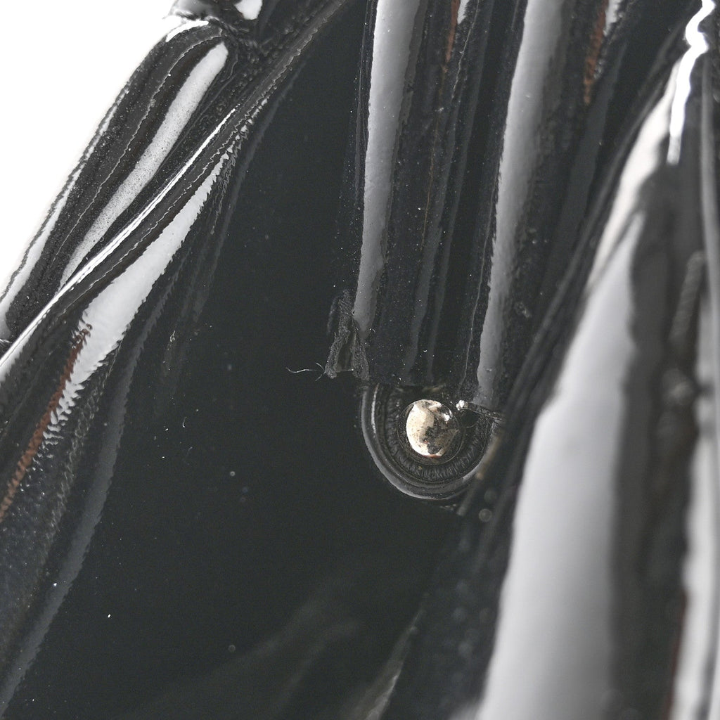 Patent Quilted Timeless Clutch Black