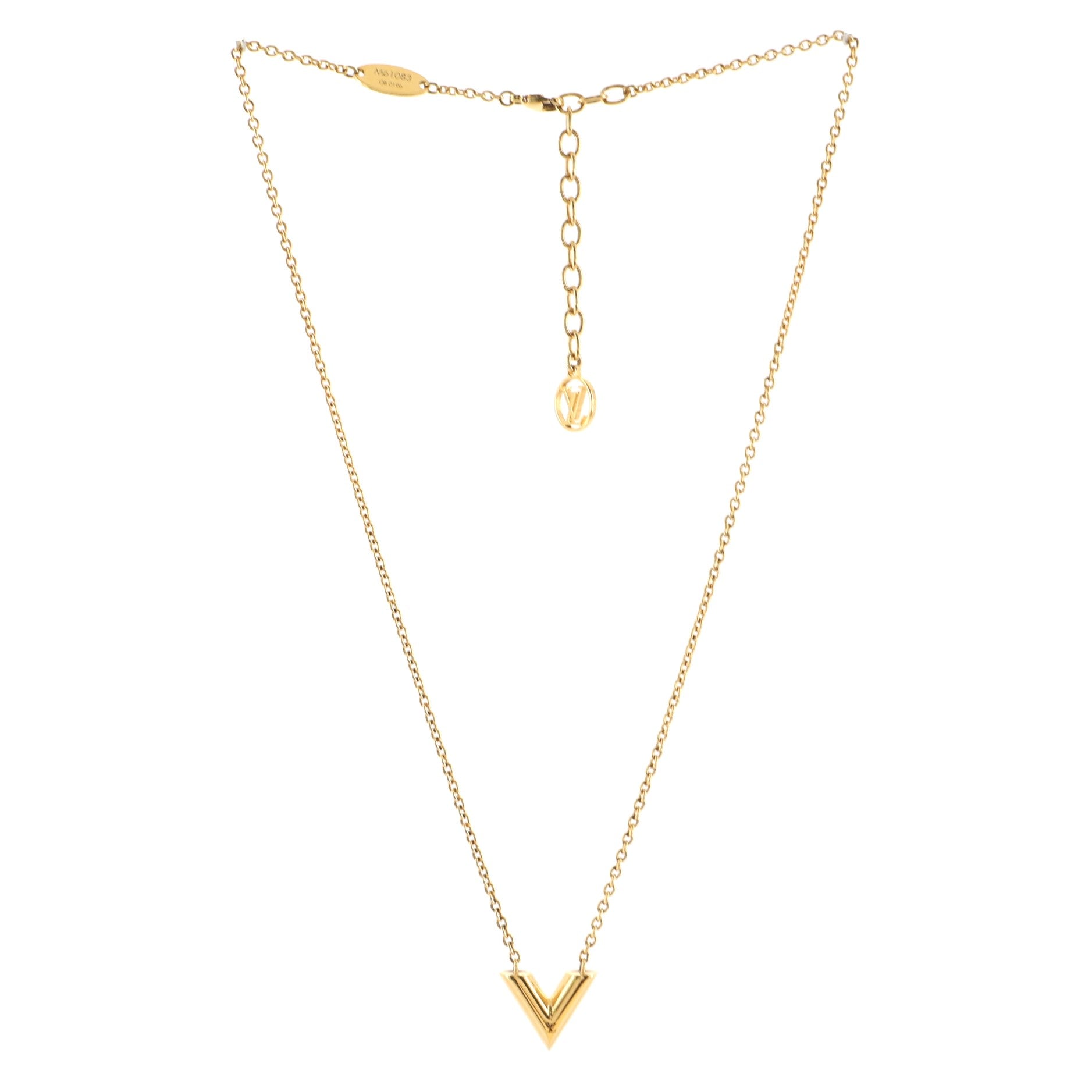 Essential V Necklace Metal