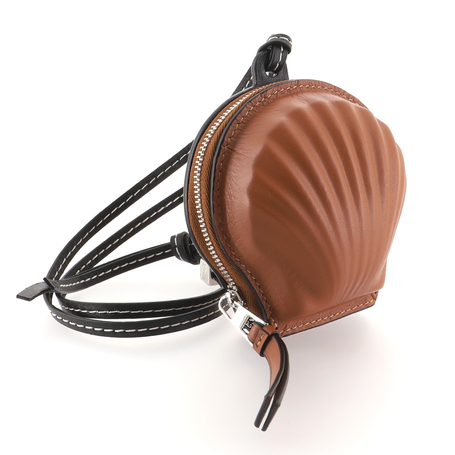 Seashell Pouch Calfskin Mini