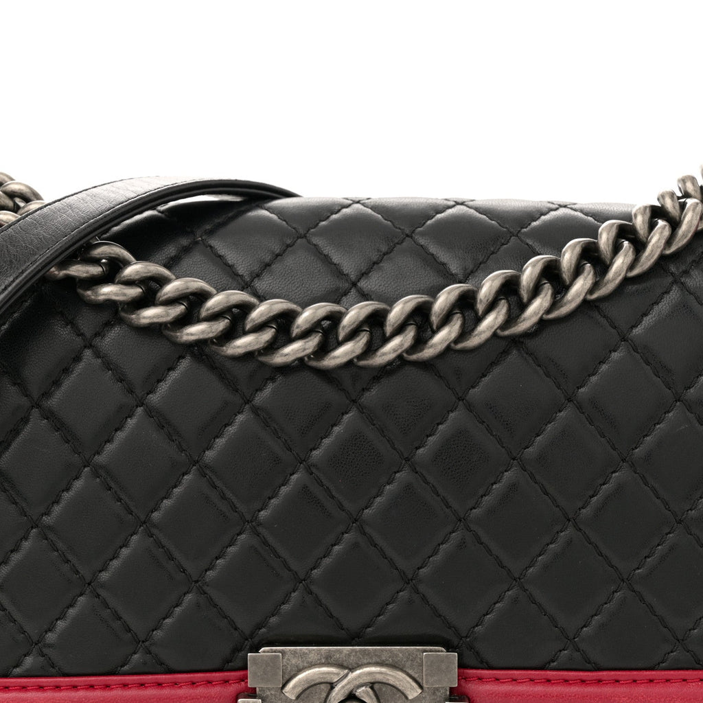 Lambskin Quilted Medium Boy Flap Black Red
