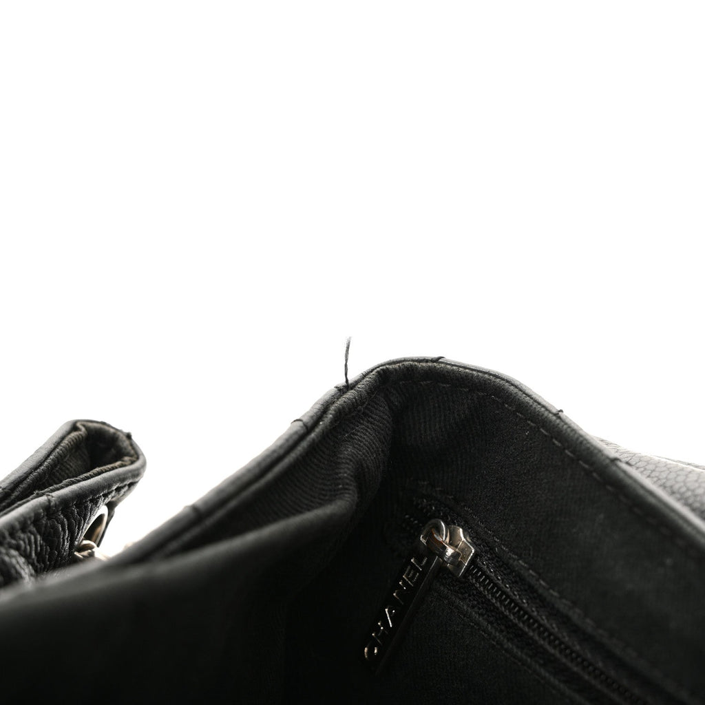 Caviar Quilted Timeless Accordion Flap Black