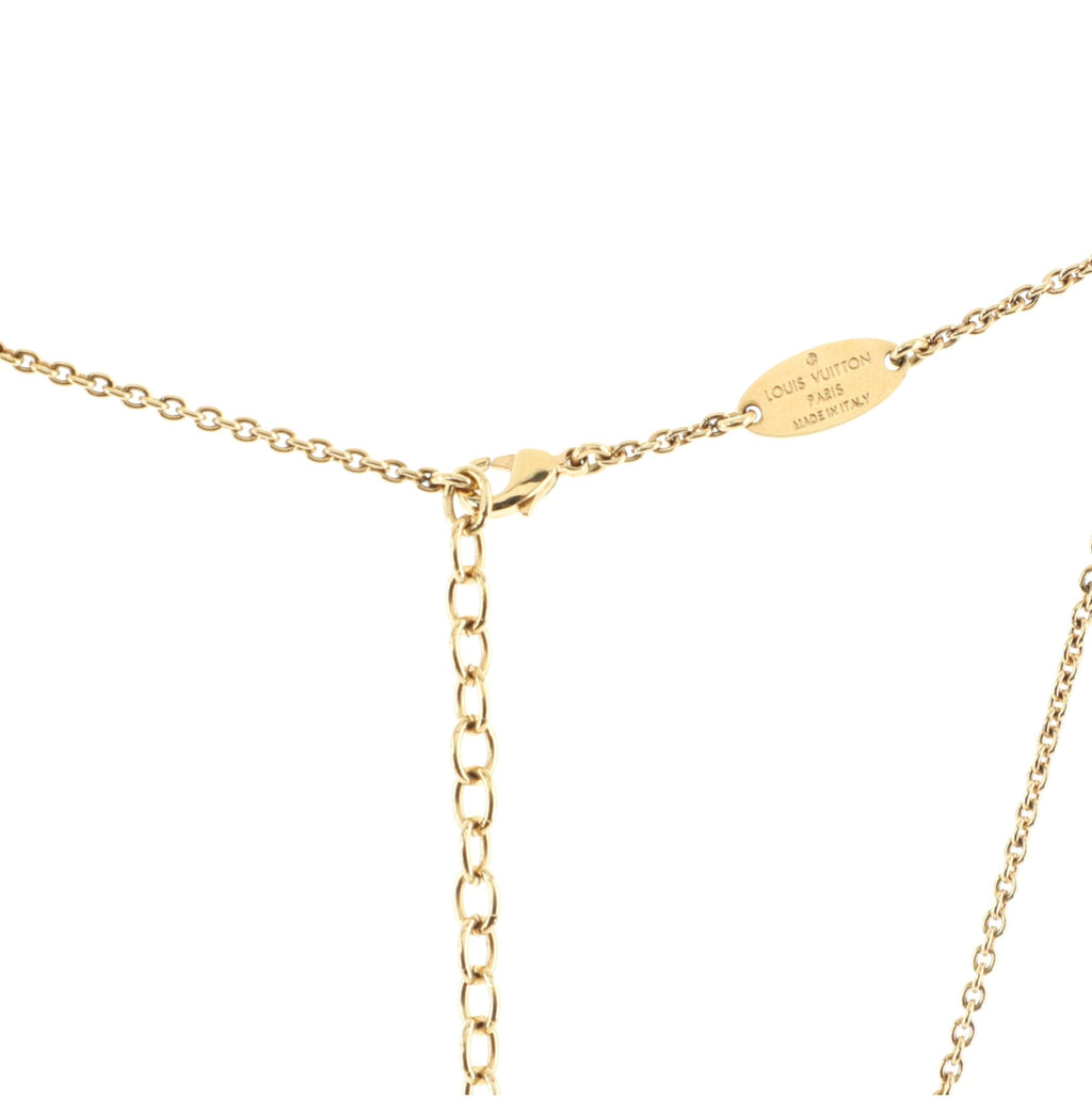 Essential V Necklace Metal