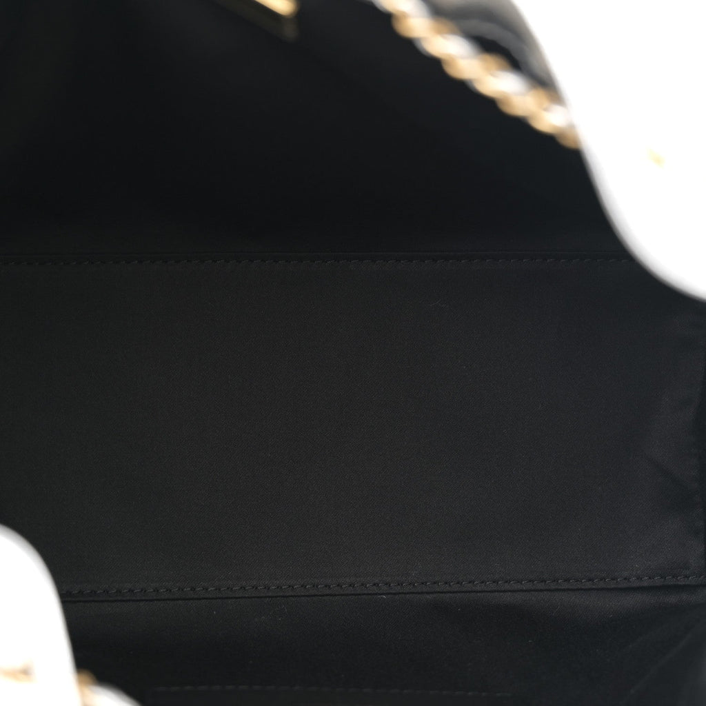 Metallic Caviar Quilted Small Chanel 25 Hobo Silver