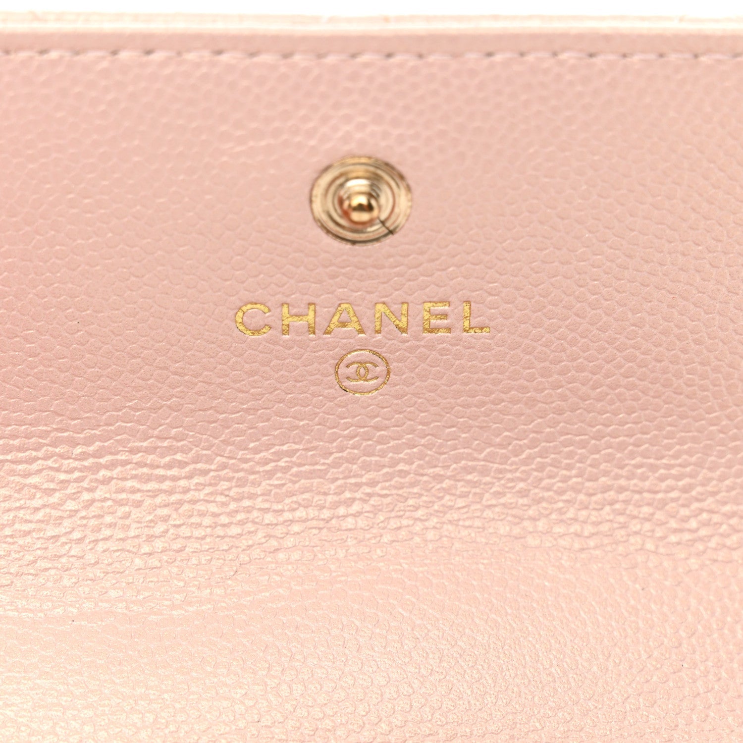 Iridescent Caviar Quilted Pearl On Top Coin Purse With Chain Light Pink