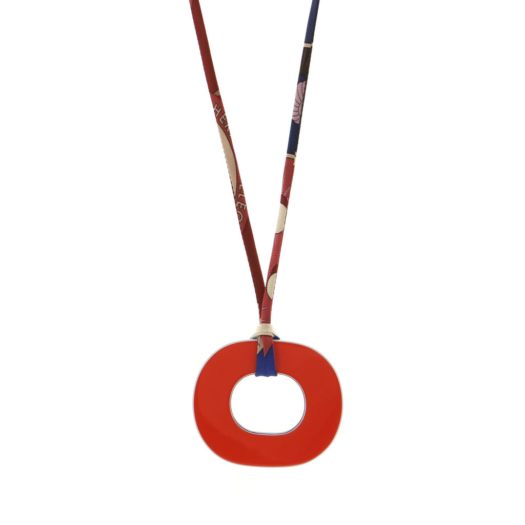 Isthme Pendant Necklace Lacquered Wood and Printed Silk