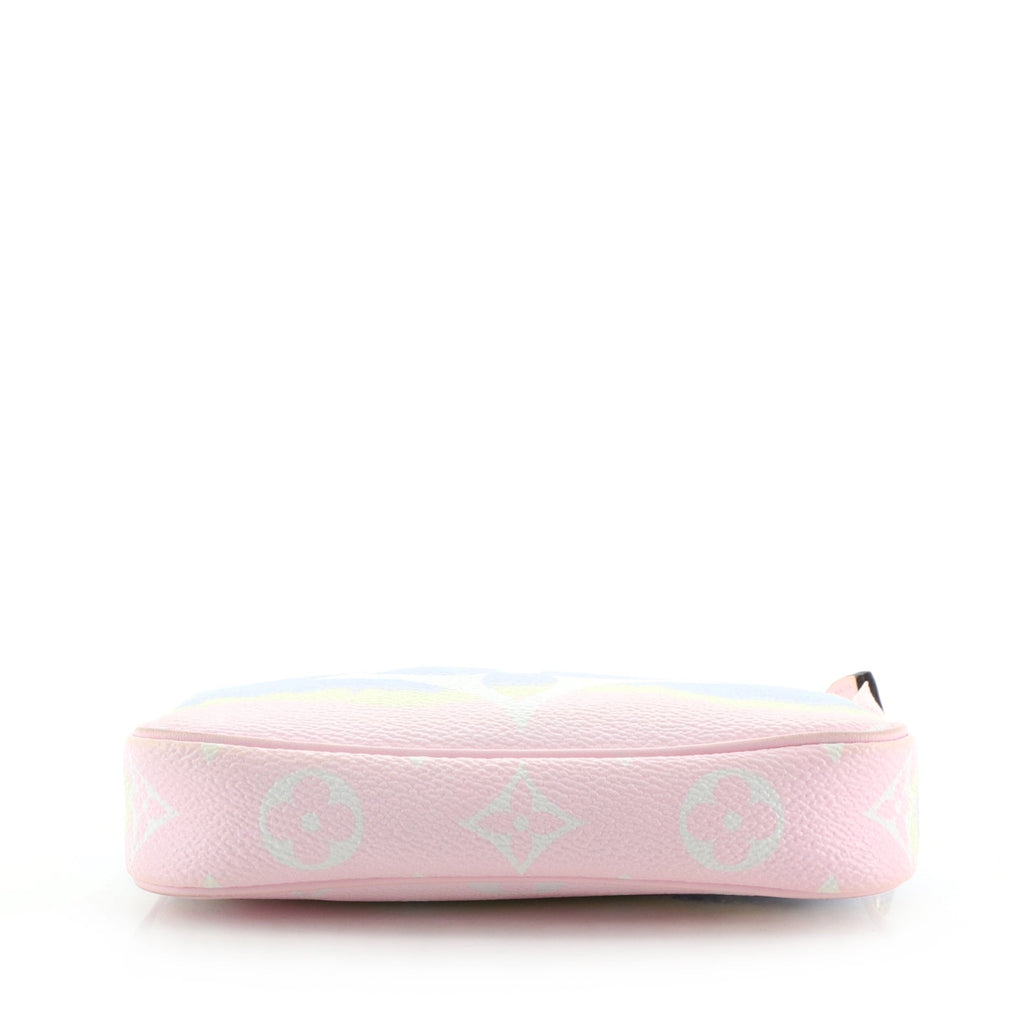 Pochette Accessoires Limited Edition Escale Monogram Giant Mini