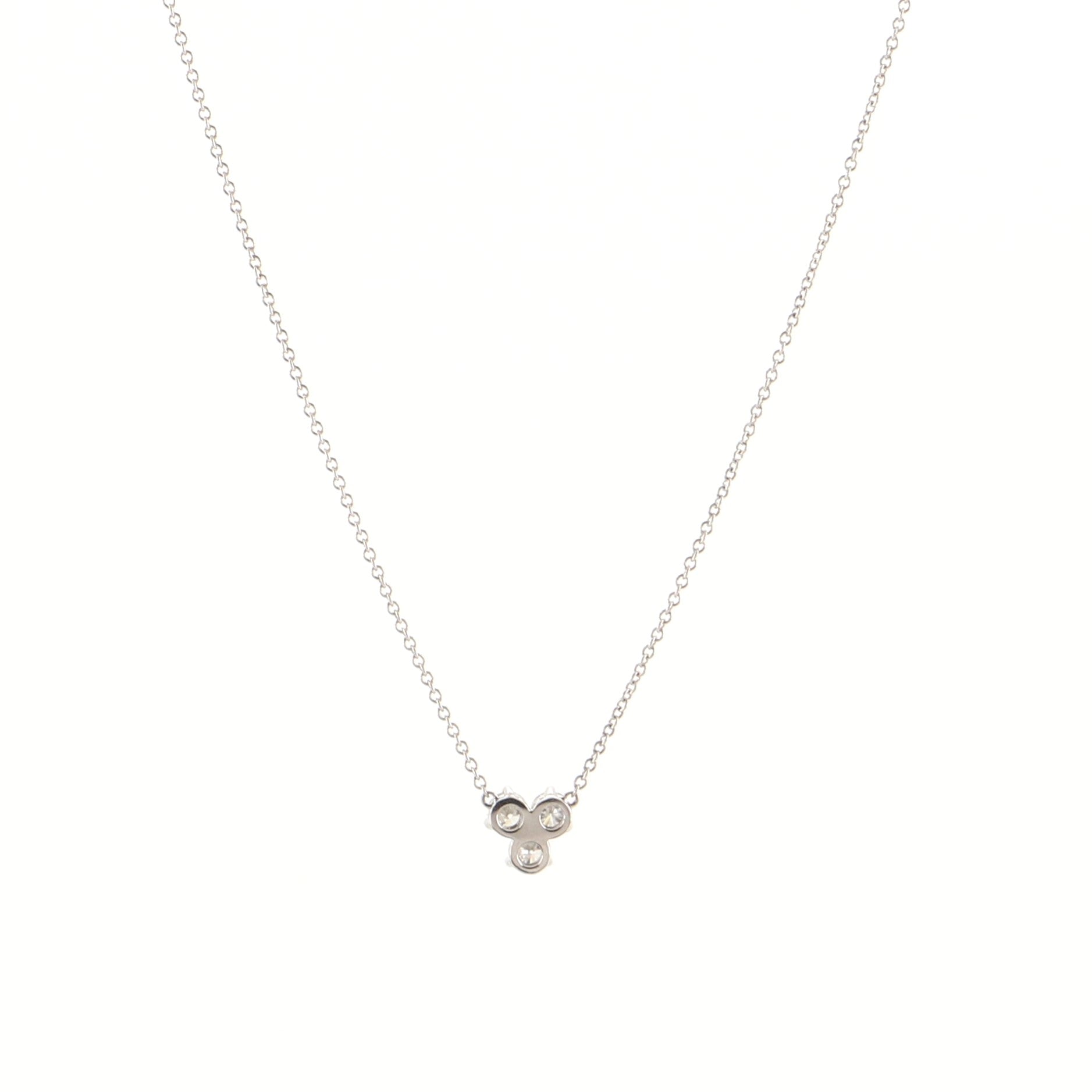 Aria Pendant Necklace Platinum and Diamonds