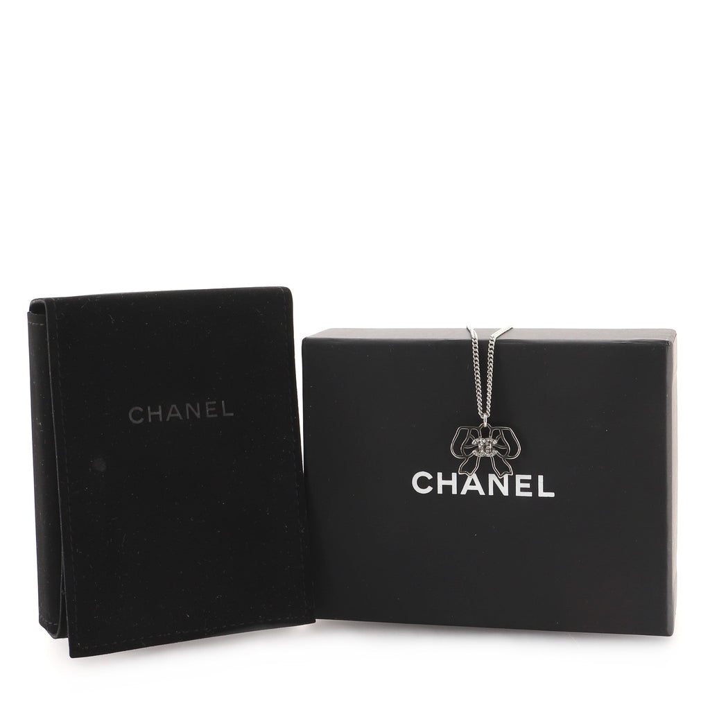 CC Bow Necklace Crystal Embellished Metal
