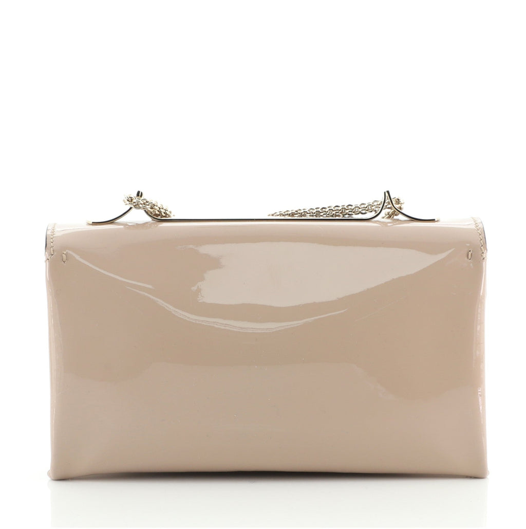 Va Va Voom Clutch Patent Medium