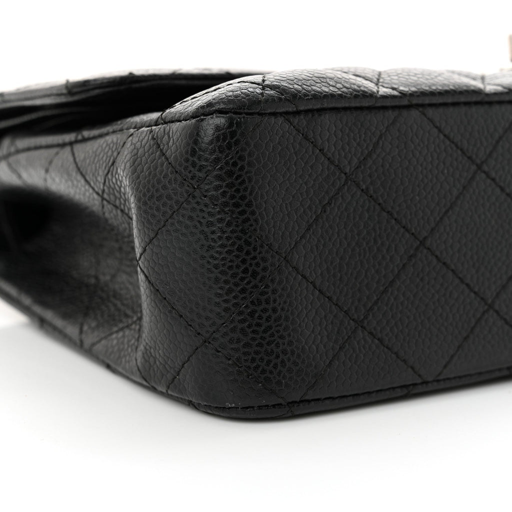 Caviar Quilted Medium Double Flap Black
