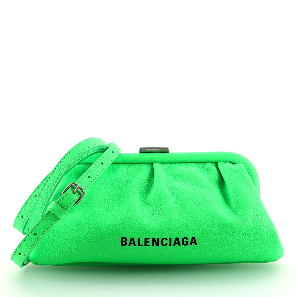 Cloud Clutch Leather. XS