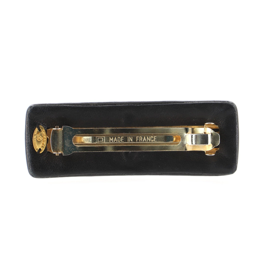 CC Turnlock Barrette Lambskin XS