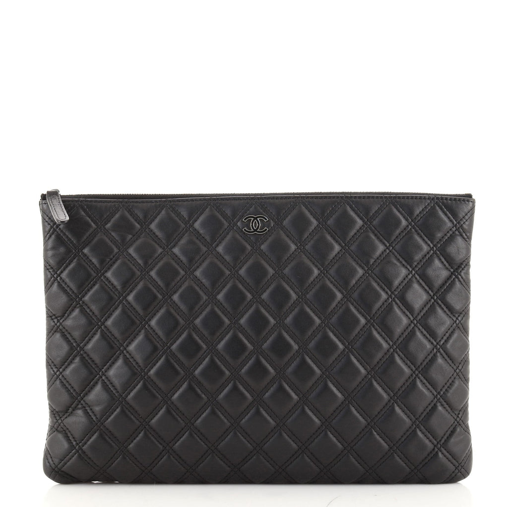 Double Stitch O Case Clutch Quilted Lambskin Large