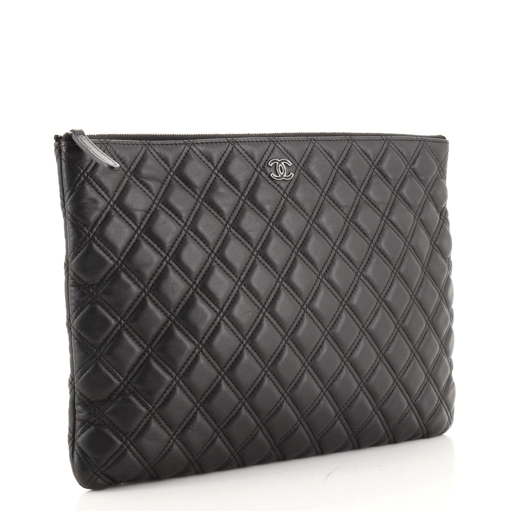 Double Stitch O Case Clutch Quilted Lambskin Large