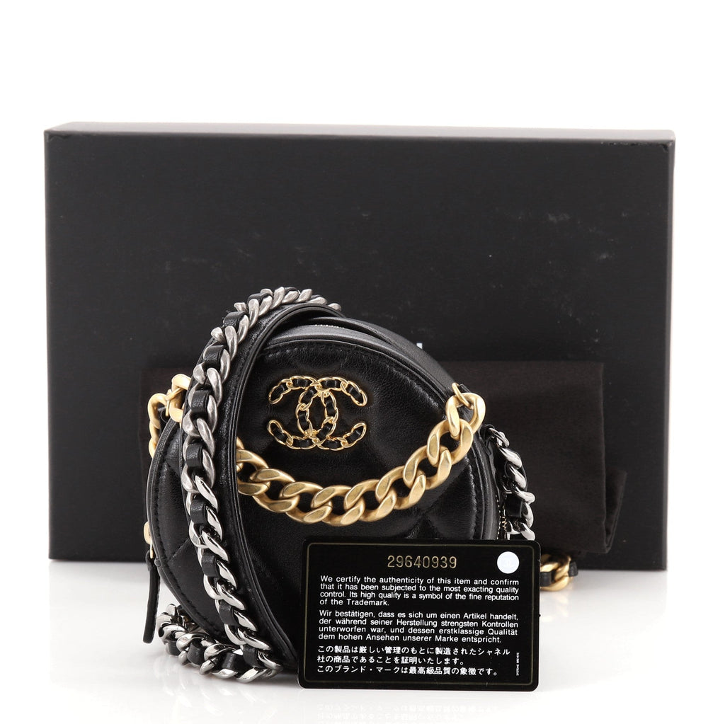 19 Round Clutch with Chain Quilted Lambskin
