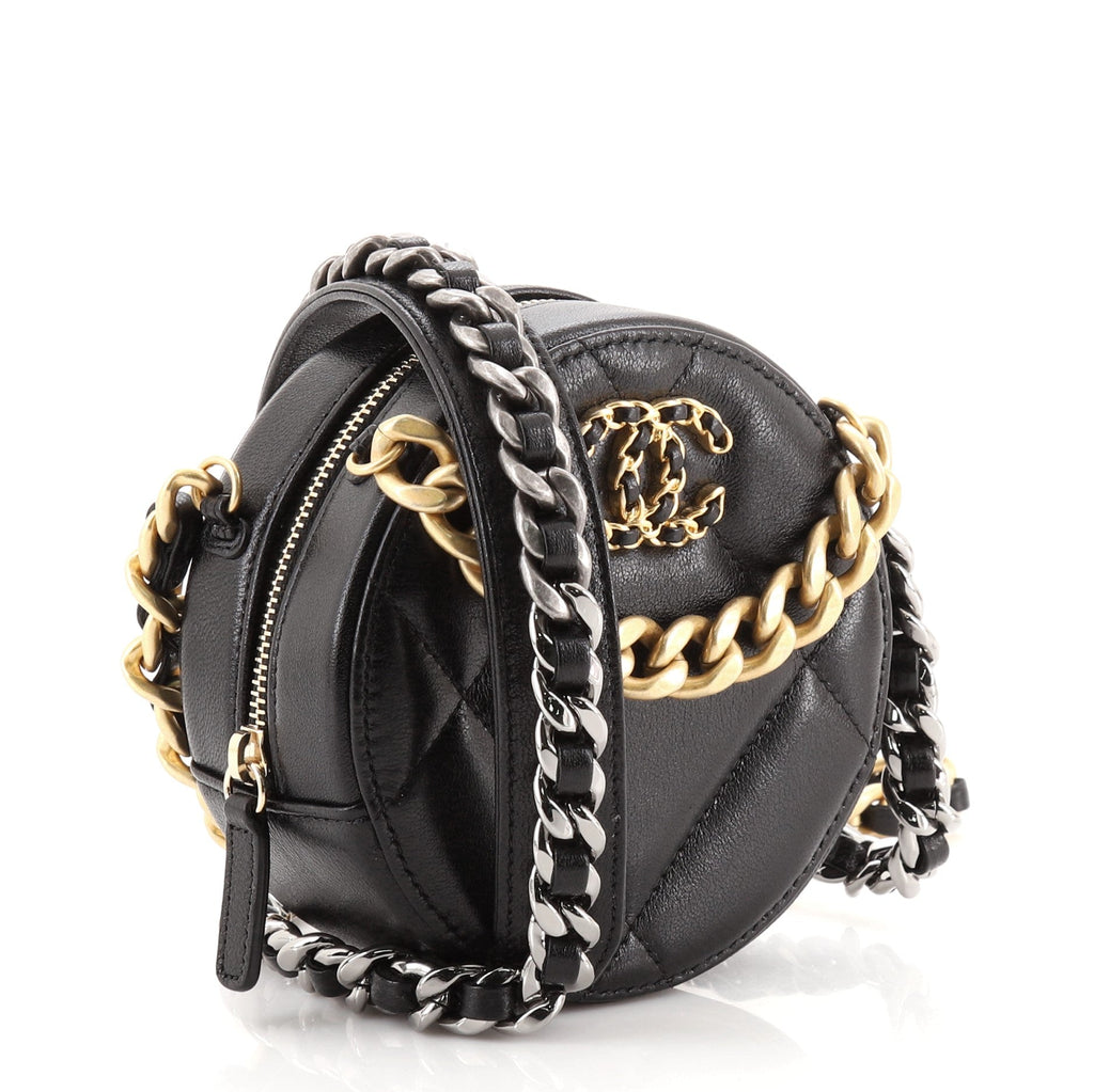 19 Round Clutch with Chain Quilted Lambskin