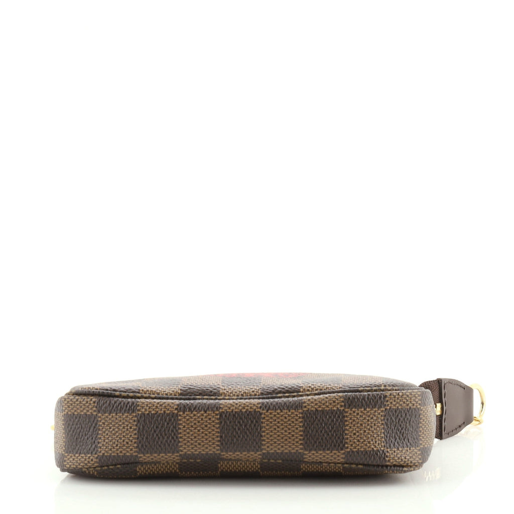 Pochette Accessoires Limited Edition Damier Mini