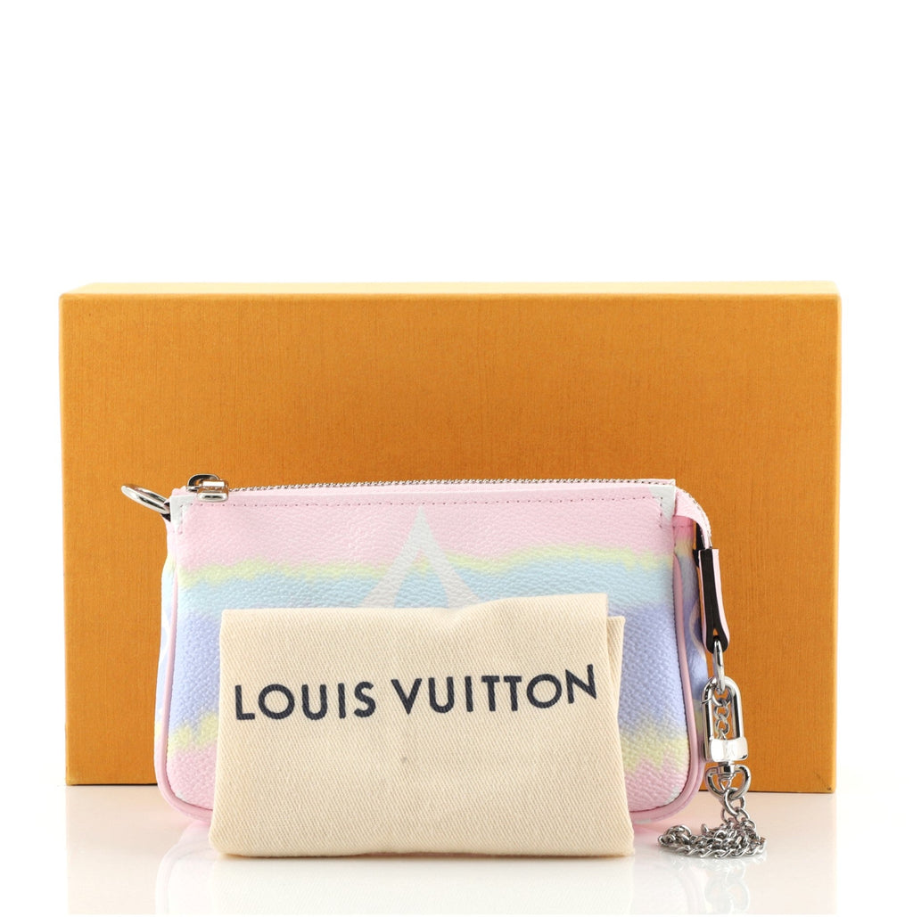 Pochette Accessoires Limited Edition Escale Monogram Giant Mini