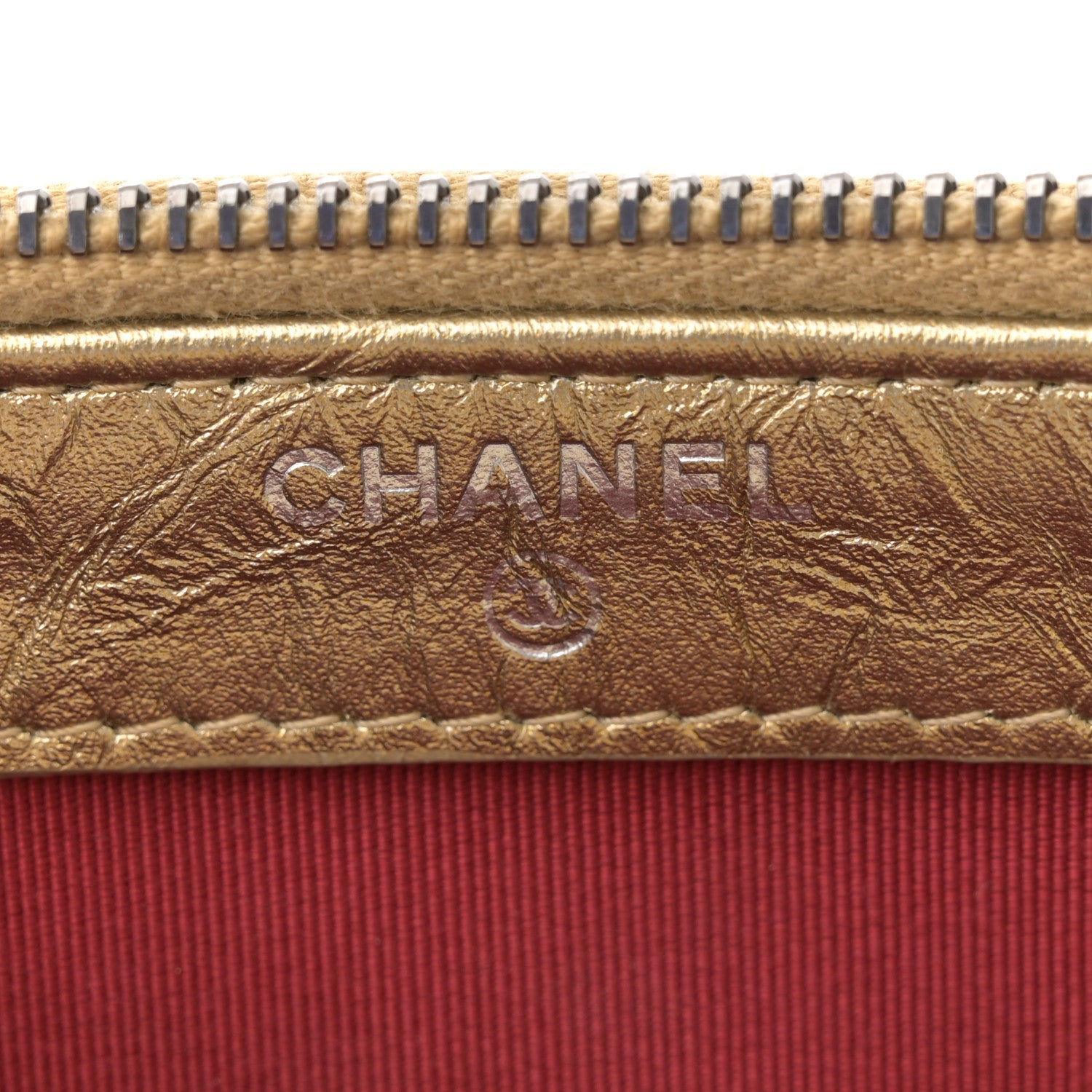 Metallic Aged Calfskin Quilted Small Gabrielle Clutch With Chain Gold