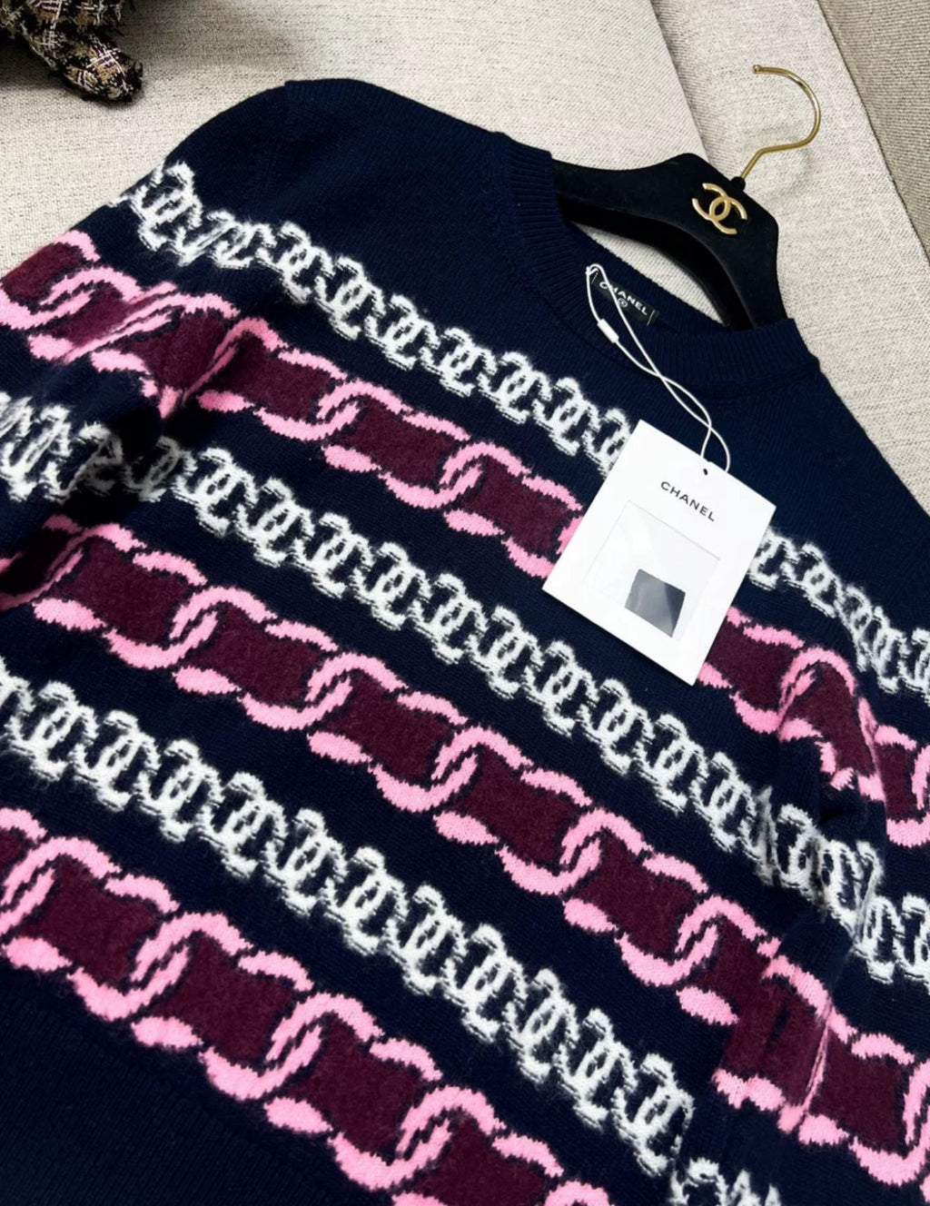 Chanel 23B navy blue, Burgundy, pink & white pullover