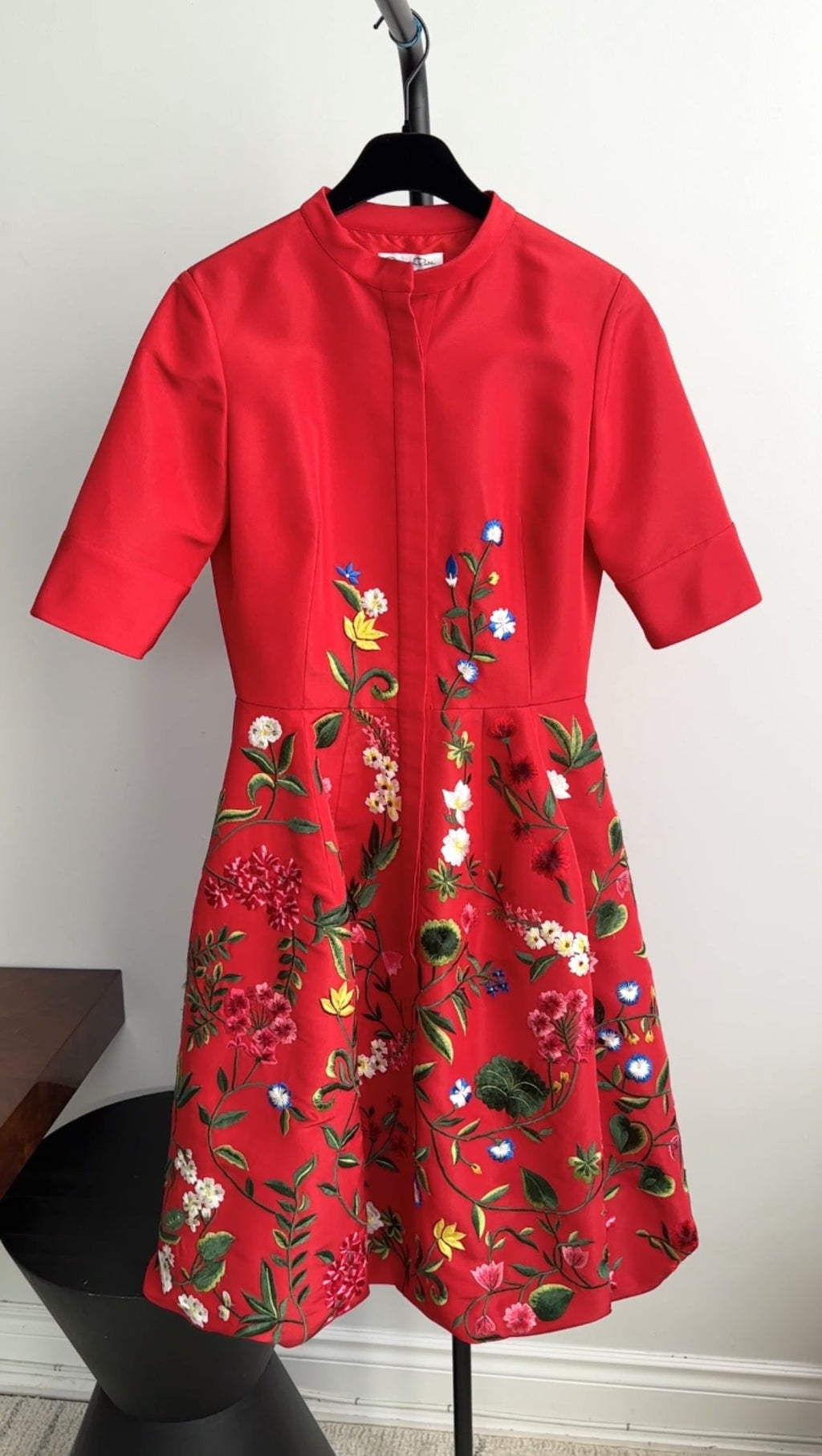 Oscar de la Renta Red Embroidered Cocktail Dress - 4