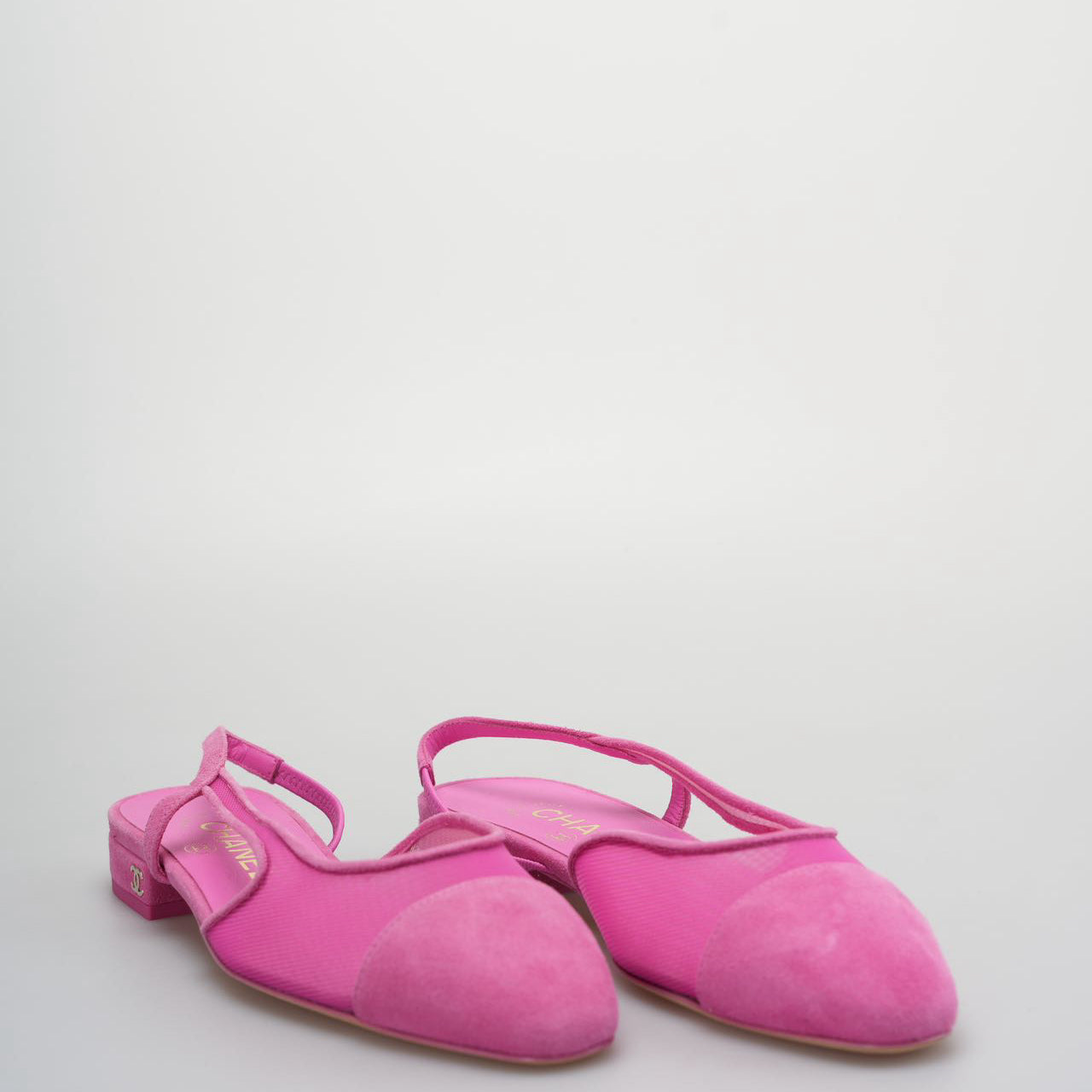 Chanel Slingback Suede Ballet Flats in Pink Size 35.5
