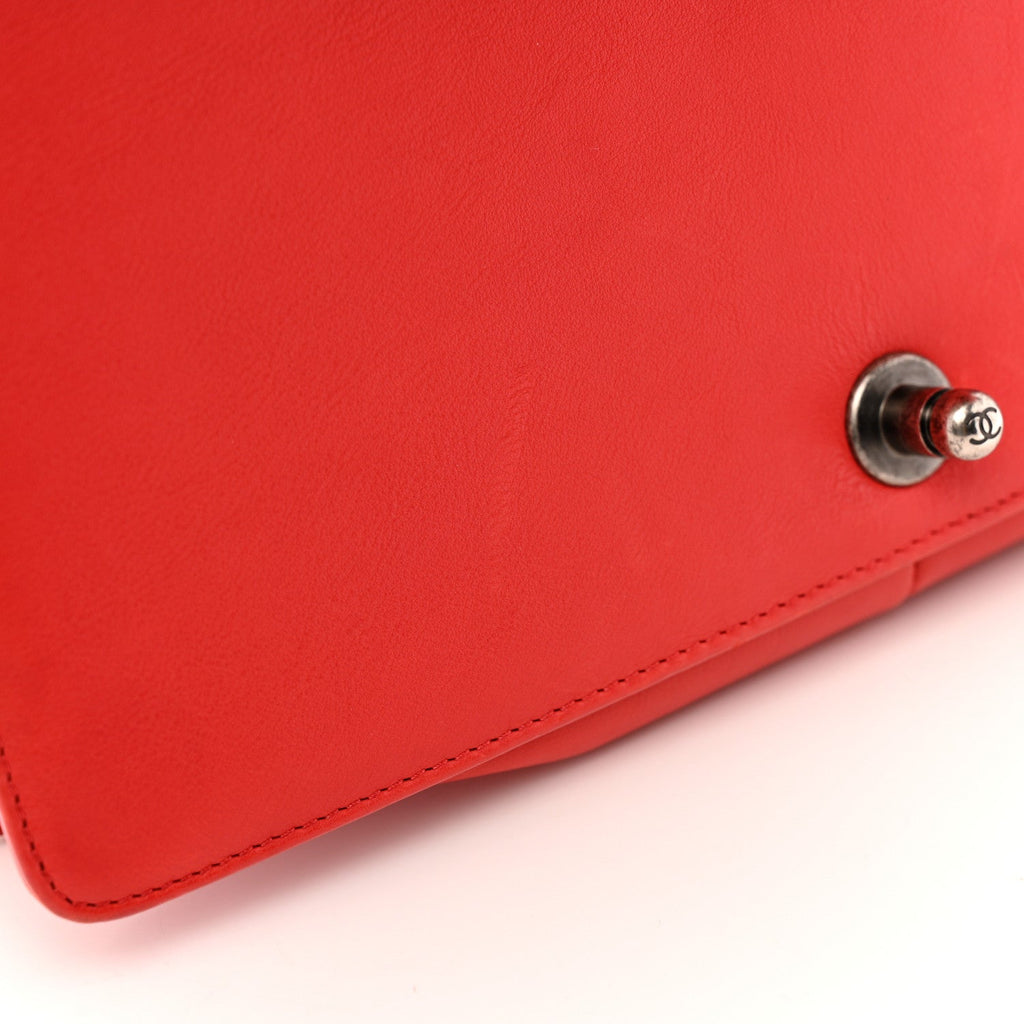 Calfskin Double Stitch New Medium Boy Flap Red
