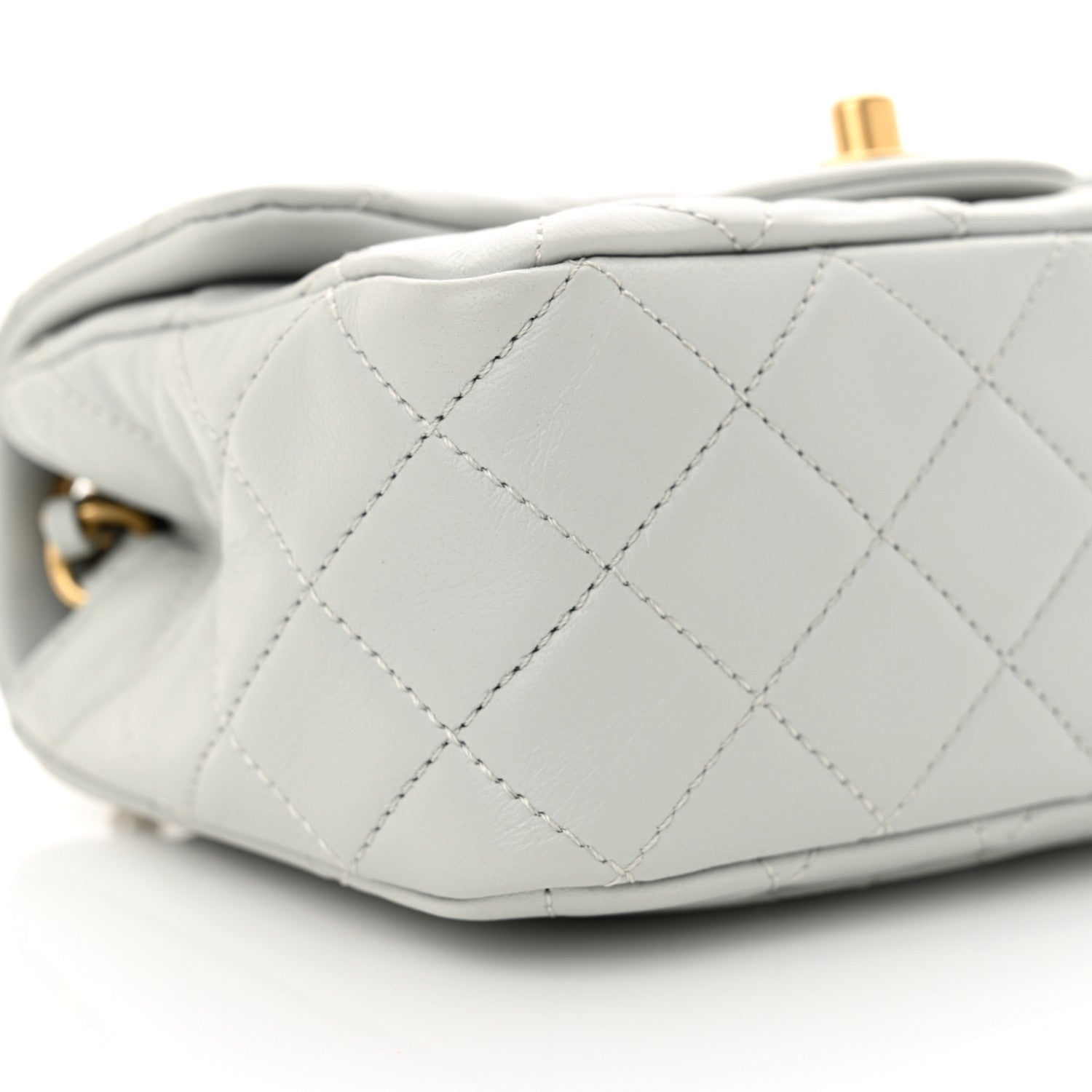 Lambskin Quilted Mini Pearl Crush Flap Light Grey
