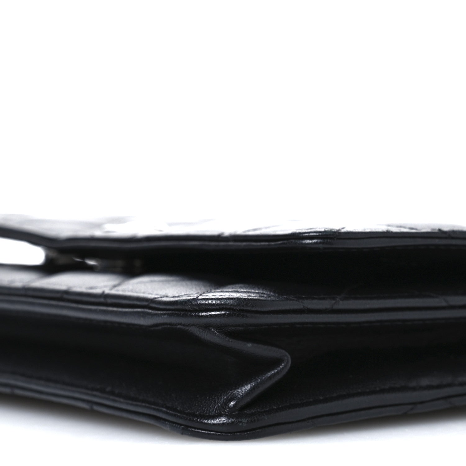 Lambskin Quilted Wallet On Chain WOC Black